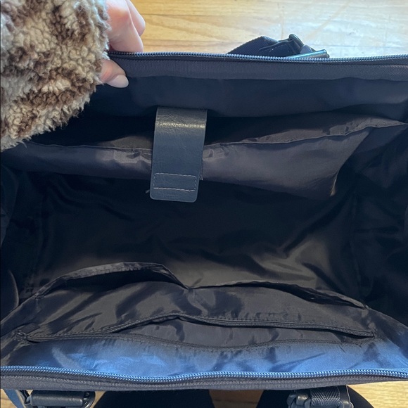 Beis Mini Weekender Navy - Picture 6 of 6